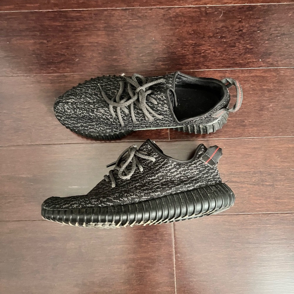 Pirate black Yeezy 350 (used) size 10